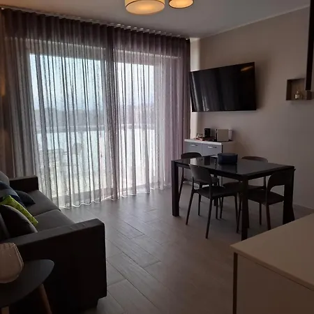 公寓 New With Seaview Terrace 5 *