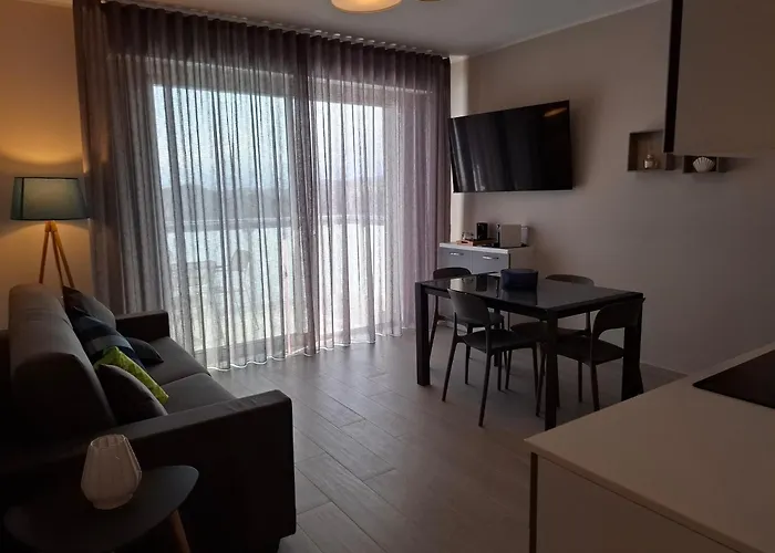 公寓 New With Seaview Terrace 5 *