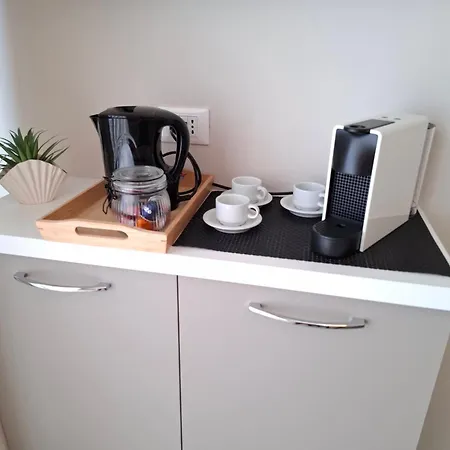 New With Seaview Terrace 5 Apartment Pietra Ligure