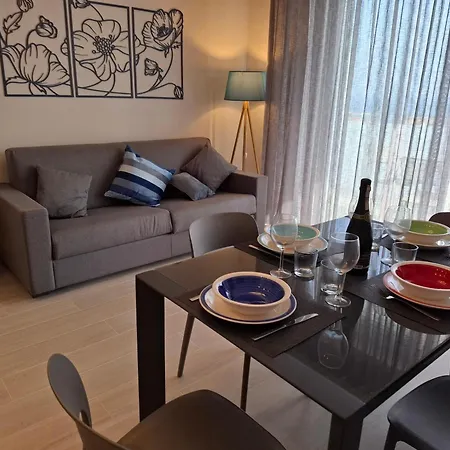 Apartment New With Seaview Terrace 5 *
