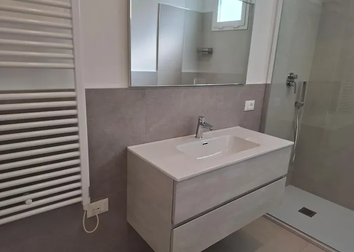 New With Seaview Terrace 5 Διαμέρισμα Pietra Ligure