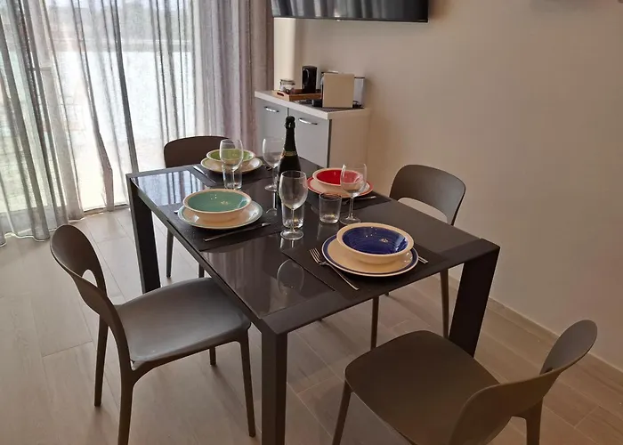 New With Seaview Terrace 5 * Pietra Ligure